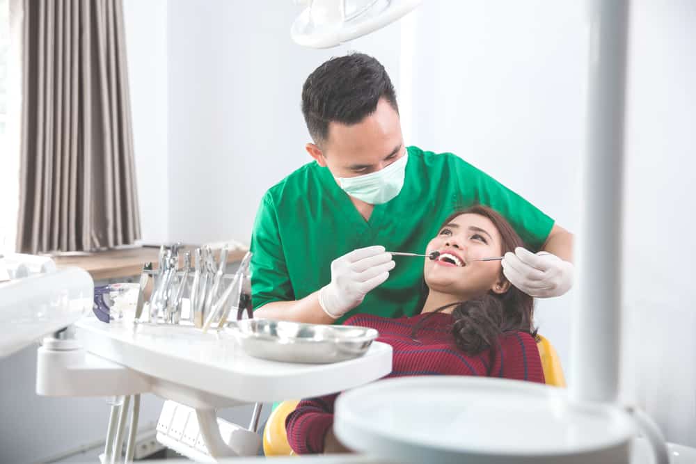 12 tipi di cure odontoiatriche attraverso procedure mediche