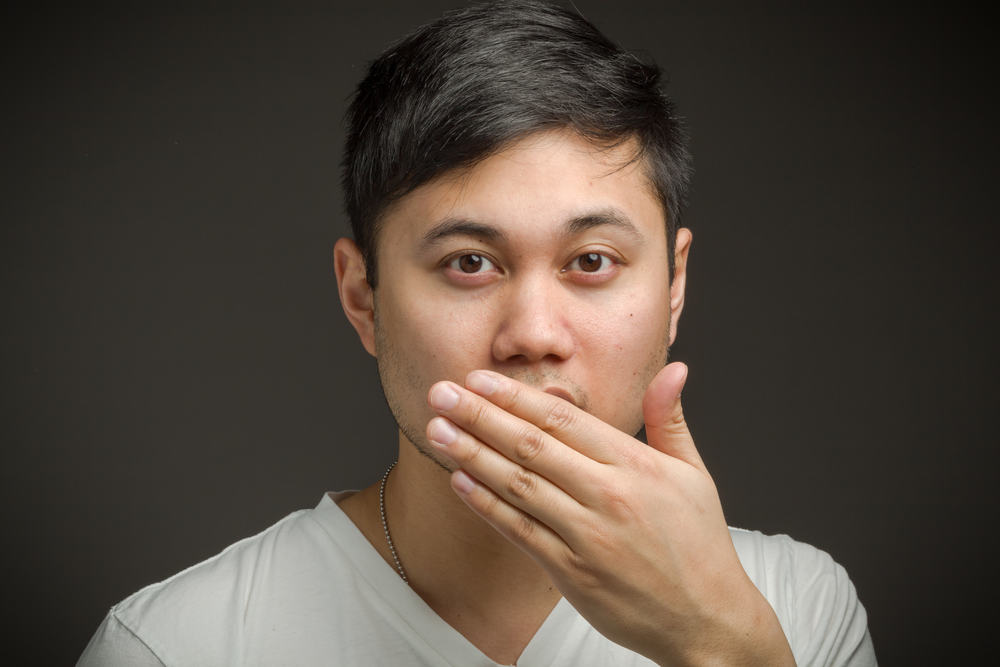 7 طرق سريعة للتخلص من رائحة الفم الكريهة أثناء الصيام