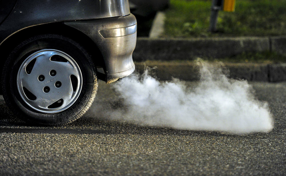 3 principali pericoli causati dal fumo di scarico del veicolo
