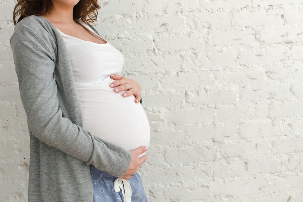 Il bambino non è sceso al bacino prima del parto, cosa dovresti fare?