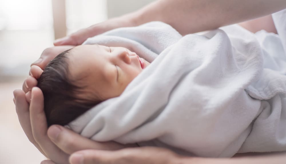 Какво казват експертите за раждането у дома, безопасно или не?
