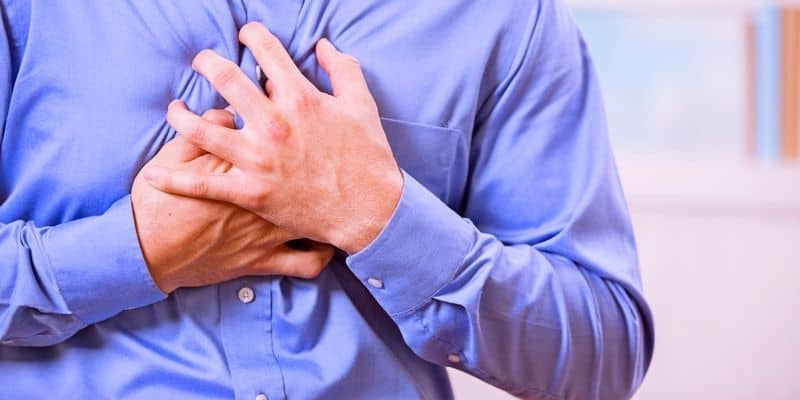 Dolore al petto quando ti svegli, è sempre un segno di malattie cardiache?