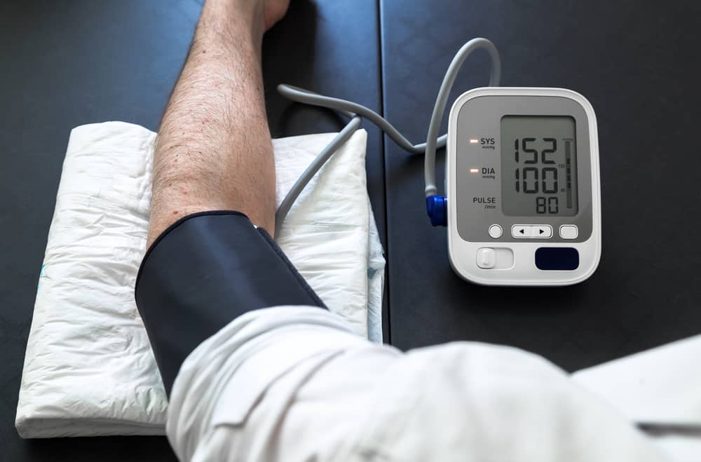 مضاعفات ارتفاع ضغط الدم التي قد تحدث إذا لم يتم علاجها على الفور
