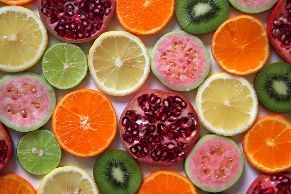 5 frutti ricchi di benefici che devi mangiare durante la DHF per recuperare rapidamente