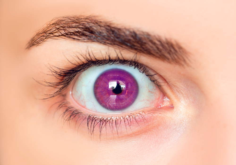 Il colore degli occhi può diventare viola? Questo è il fatto!