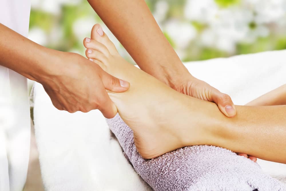Hai mai provato il tuo massaggio ai piedi? Questi 3 tipi che otterrai