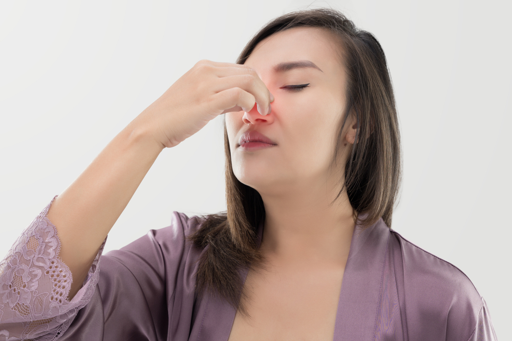 ما هي علامات وأعراض الإصابة بالزوائد اللحمية في أنفك؟