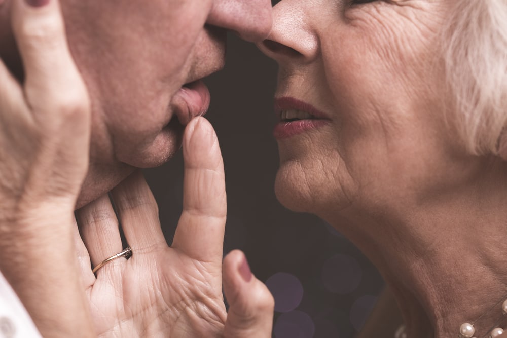 5 modi per mantenere il sesso appassionato anche dopo la menopausa