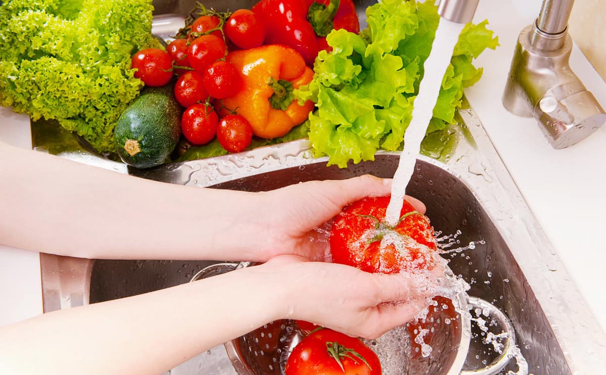 9 ขั้นตอนในการล้างผักและผลไม้ให้ปลอดสารกำจัดศัตรูพืช