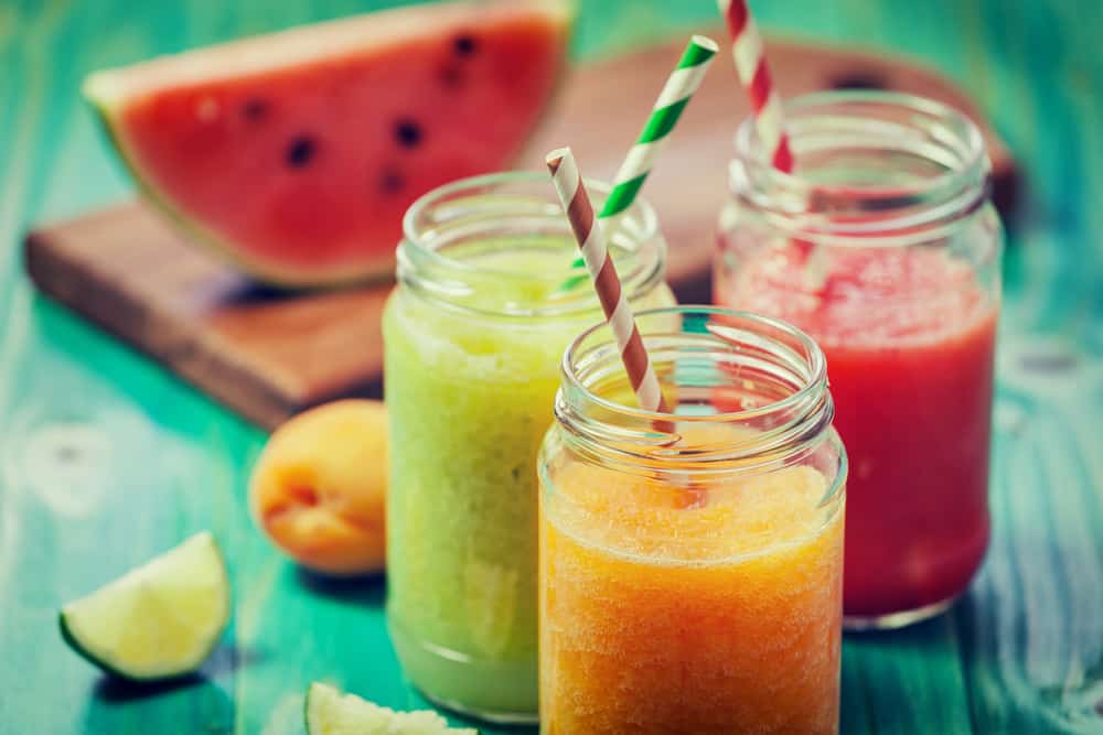 ジュースとスムージーを飲む、どちらが体にとってより健康的で栄養価が高いですか？