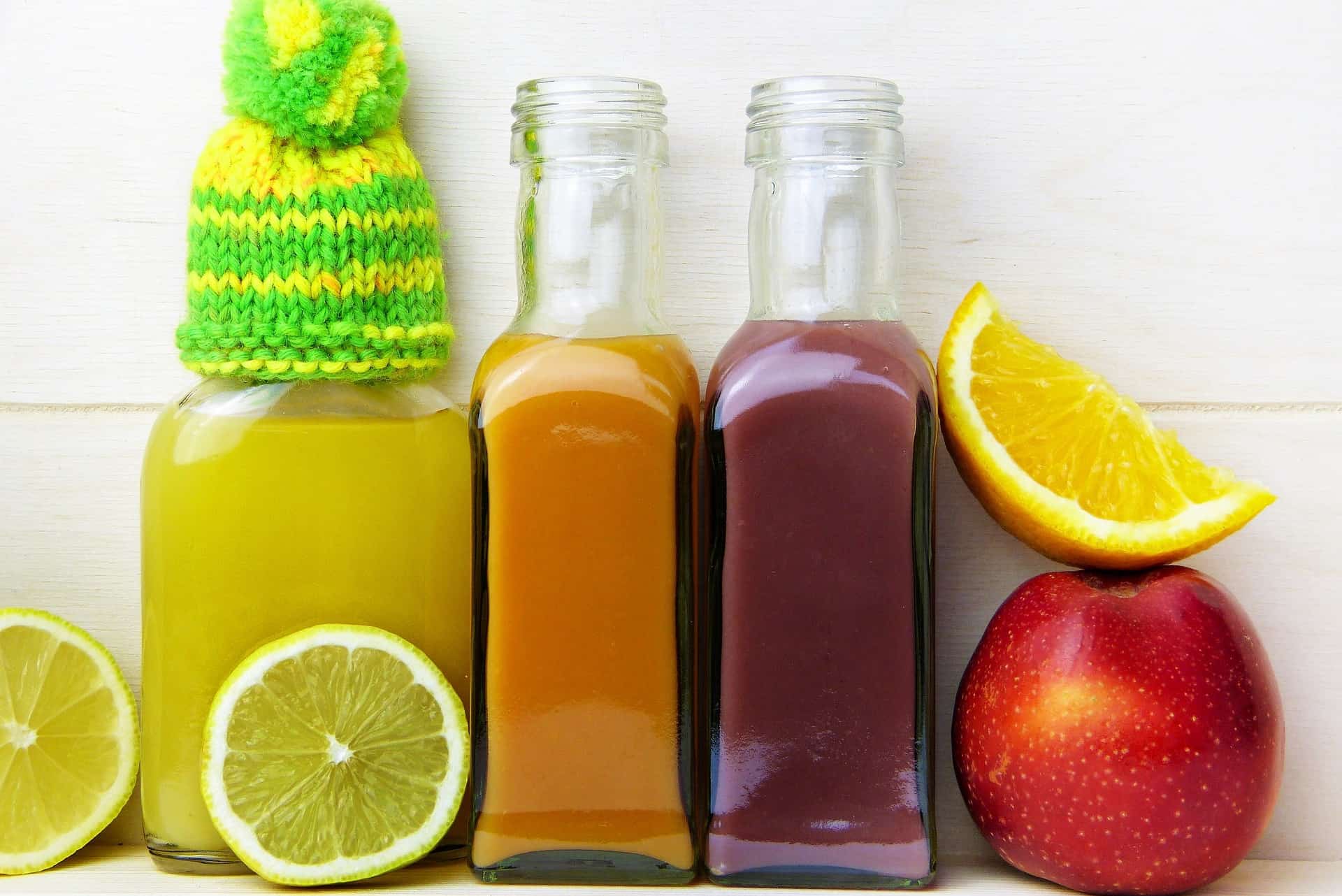 شرب عصير الفاكهة كل يوم ليس بالضرورة صحيًا. لماذا هذا؟