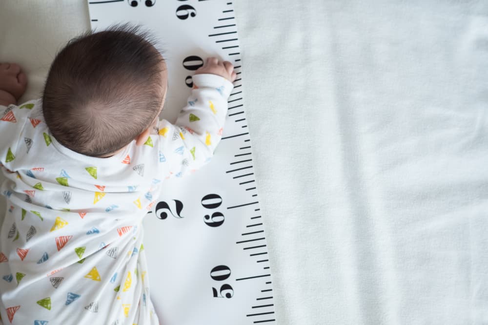 Bilakah ketinggian bayi dikelaskan sebagai rendah (pendek)?