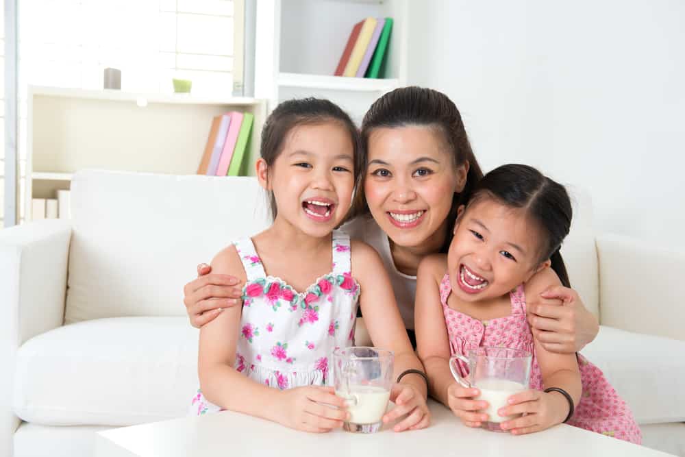 أعراض حساسية حليب البقر والمغذيات اللازمة في الأعمار 1-3 سنوات