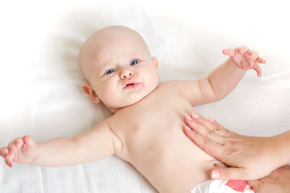 Bebeğin İlk Hafta Cilt Soyulması Tehlikeli mi?