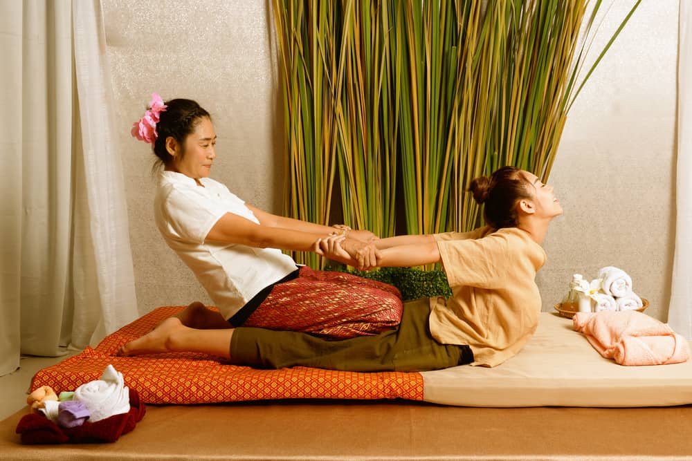 4 benefici effettivi del massaggio thailandese per la salute (non andare lontano in Thailandia!)