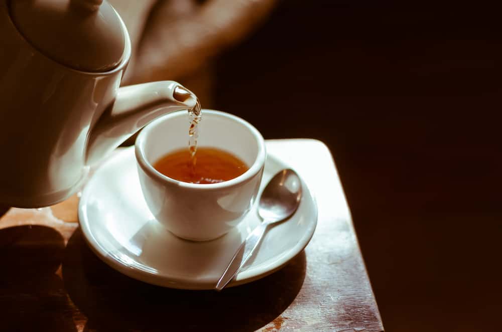 أفضل 4 خيارات شاي يمكنك الاستمتاع بها قبل النوم